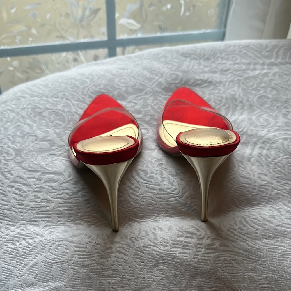 Jessica Red and Gold Heels - Picture 4 of 11